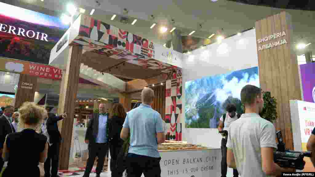 Albanija je imala svoj štand na Sajmu vina...