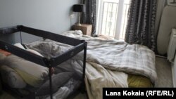 ოთახი მეგობრის სახლში, სადაც ახლა ანას 5 წევრიანი ოჯახი ცხოვრობს