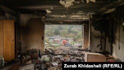 ლიბანის #22, "ტიტანიკი", ნახევრად დანგრეული კორპუსის ერთ-ერთი სივრცე