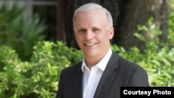 Mark Elis, izvršni direktor Međunarodne advokatske komore sa sedištem u Londonu