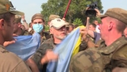 Cутички під час хресної ходи УПЦ (МП) Cутички під час хресної ходи УПЦ (МП)