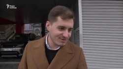 Зачем Путин продолжает преследовать Навального, который уже сидит в тюрьме? Зачем Путин продолжает преследовать Навального, который уже сидит в тюрьме?