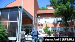 Gradska bolnica na Zvezdari u Beogradu nakon dojave o bombi, 18 maja 2022.
