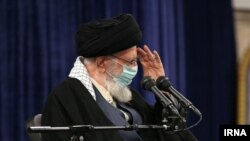خامنهای در دیدار با نیروهای ارتش جمهوری اسلامی