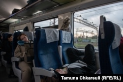 კიევიდან დაახლოებით ას კილომეტრში გათენებას იწყებს