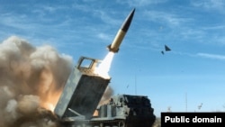 Американська ракетна системи ATACMS із дальністю до 306 кілометрів