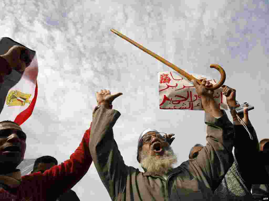 Тысячи египтян собрались на площади Тахрир в Каире для "марша миллиона"