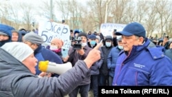 Акция против повышения цен на газ в Жанаозене