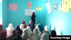 Uprkos ranijoj odluci, talibansko ministarstvo obrazovanja objavilo je da će sve škole ostati zatvorene za djevojčice nakon šestog razreda do daljnjeg