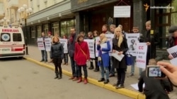 Шокіна закликали посприяти безвізовому режиму або йти з посади (відео) Шокіна закликали посприяти безвізовому режиму або йти з посади (відео)