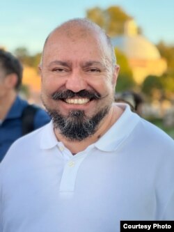 Draško Đenović: Nijedna vlast ne želi da se sukobi sa crkvom jer je svima jasno da političar, koji uđe u sukob sa Srpskom pravoslavnom crkvom, može da zaboravi da će proći na sledećim izborima