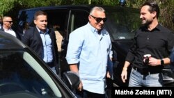 Mađarski premijer Viktor Orban sa pratnjom, Balaton, septembar 2022.