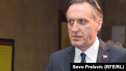 Kao poseban vid političke korupcije, Ranko Krivokapić apsotrofira onu najnoviju, koju naziva parlamentarnom, odnosno slučajevima takozvane prodaje poslanika