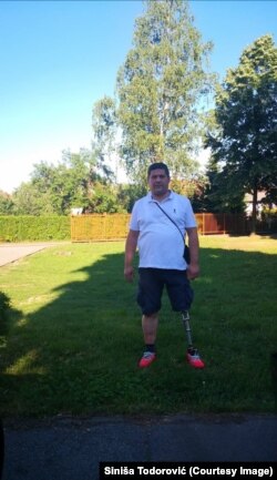 Siniša Todorović, sa 13 godina mu je amputirana noga nakon što je nagazio na minu u ratu u BiH 1992. godine, Banja Luka, 20. maja 2022.