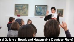 Đaci u prvoj posjeti Umjetničkoj galeriji BiH