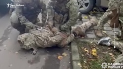 Украинска мајка бара одговори за смртта на синот по насилната регрутација Украинска мајка бара одговори за смртта на синот по насилната регрутација