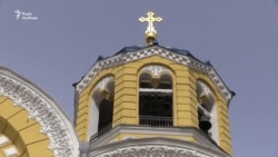 Вбитого екс-депутата Росії Вороненкова поховали на кладовищі біля Батьківщини-матері у Києві (відео) Вбитого екс-депутата Росії Вороненкова поховали на кладовищі біля Батьківщини-матері у Києві (відео)