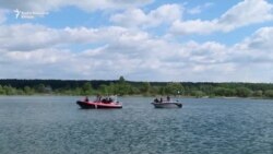 Bombe u vodi: Ronioci čiste ukrajinsko jezero od neeksplodiranih projektila
 Bombe u vodi: Ronioci čiste ukrajinsko jezero od neeksplodiranih projektila