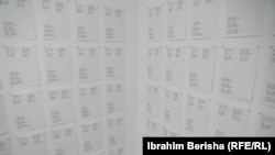 Izložba obuhvata podatke o 1.622 nestale osobe.