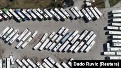 Zaustavljeni autobusi Centrotransa u Sarajevu, 9. aprila 2020.