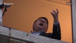 Serenada: Ostanite kući!