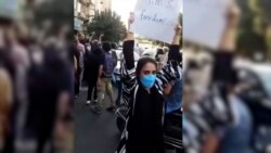Proteste în Iran în urma morții unei femei arestate de Poliția Moralității Proteste în Iran în urma morții unei femei arestate de Poliția Moralității