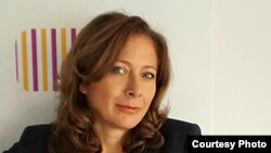 "Praksa koja se ponavlja svaki put", kaže Neda Maleska-Sačmaroska, iz Centra za upravljanje promjenama, govoreći o predizbornom rastu zapošljavanja u Sjevernoj Makedoniji.