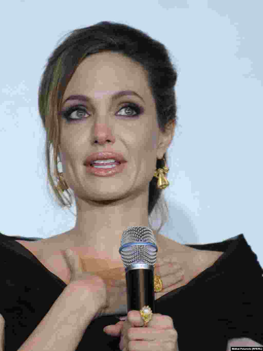 Angelina Jolie poslije premijere filma