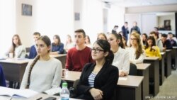 Mladi Crne Gore o štednji Mladi Crne Gore o štednji