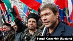 Олег Царьов (праворуч) й Олександр «Хірург» Залдостанов (ліворуч)