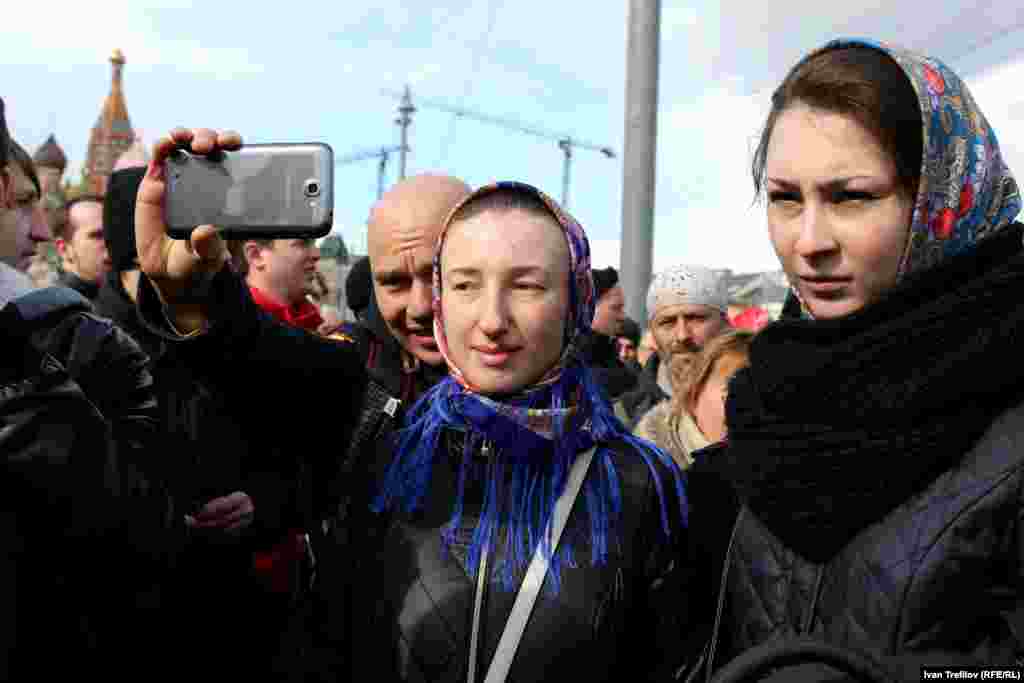 Лица сторонников так называемого "Национально-освободительного движения"