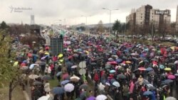 Demonstranti za RSE o razlozima izlaska na blokadu u Beogradu Demonstranti za RSE o razlozima izlaska na blokadu u Beogradu