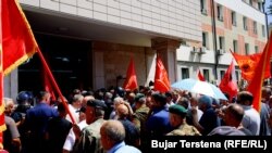 Protesti veterana ispred Skupštine Kosova, 6. juni 2022.