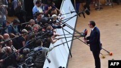 Predsednik Srbije u obraćanju novinarima u Briselu, 23. jun 2022.