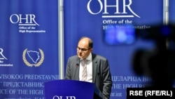 Da li će se Schmidt različito ponašati od bivšeg Visokog predstavnika Valentina Inzka? (Foto: Christian Schmidt u Srajevu, 4. avgusta 2021.)