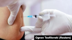  Prvi će biti vakcinisani građani stariji od 75 godina i oni sa hroničnim bolestima