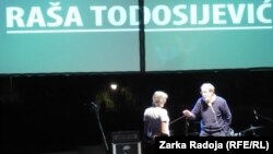 Raša Todosijević sa suprugom