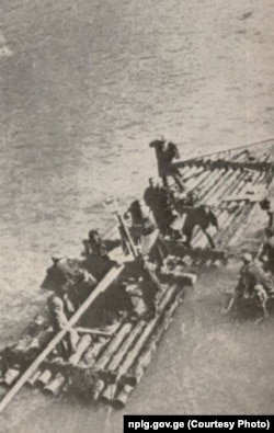 ტივები მტკვარზე