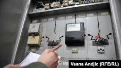 Osim što sever ne plaća vodu, većina građana ne podmiruje ni račune za struju, a ukupan dug je oko osam miliona evra