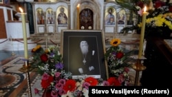 Portret mitropolita Amfilohija izložen u Hramu Hristovog vaskrsenja u Podgorici