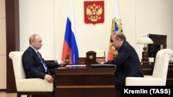 Predsednik Rusije Vladimir Putin i šef Federalne službe bezbednosti Aleksandar Bortnikov, 16. jun 2020.