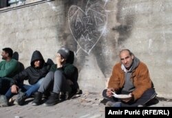 Privremenim migracionim centrima na području Unsko-sanskog kantona već mjesecima upravlja samo IOM (Fotografija iz centra Miral)