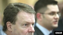 Predsedavajući OSCE-a Ilkka Kanerva u razgovoru sa Vukom Jeremićem, u Beogradu, 5. februara.