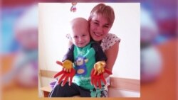 На уроках праці учні роблять сніговичків, щоб урятувати хворого малюка (відео) На уроках праці учні роблять сніговичків, щоб урятувати хворого малюка (відео)