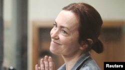 Novinarka Alsu Kurmaševa pred sudom u Kazanu 31. maja