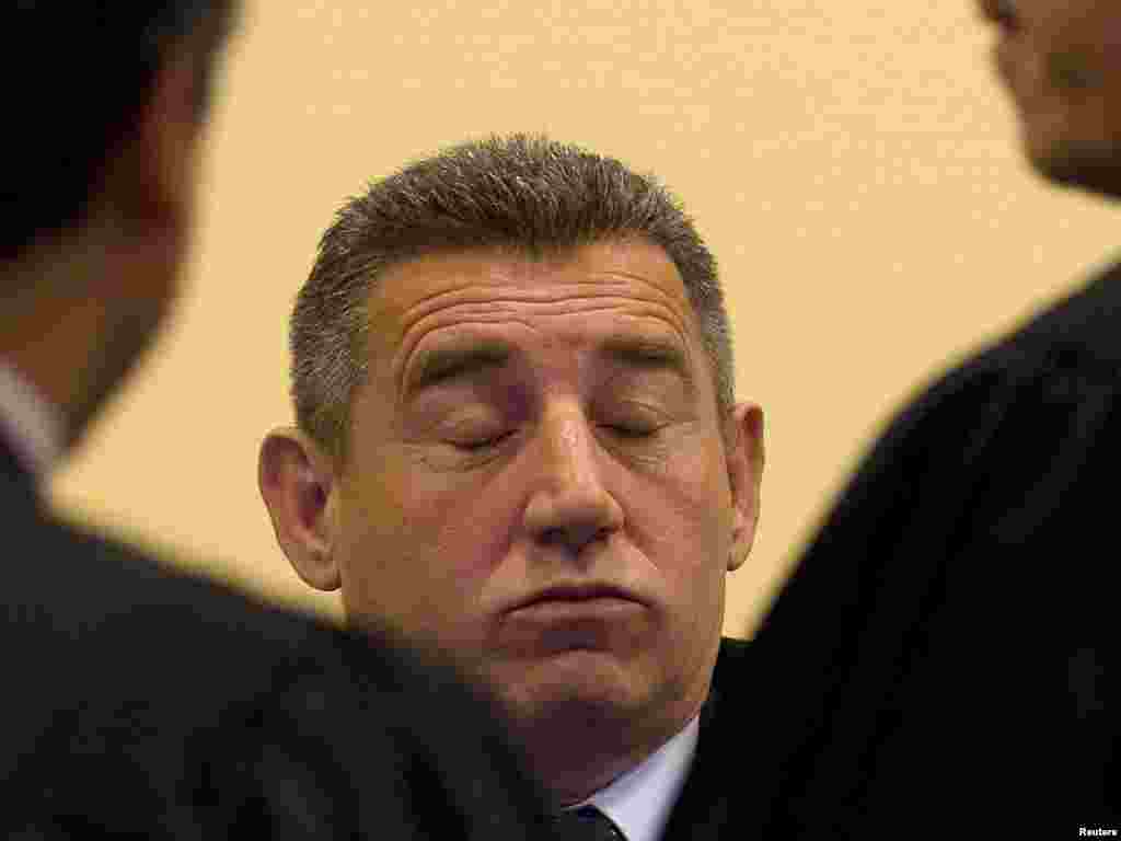 Ante Gotovina nakon izricanja presude, 15.04.2011. Foto: Reuters / Jerry Lampen