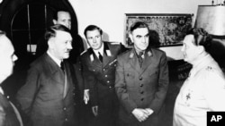 Adlof Hitler u društvu Ante Pavelića, lidera NDH i Hermanna Goeringa, 6. juni 1941., u Berghofu Obersalzburgu, u blizini Berchtesgadena, Njemačka