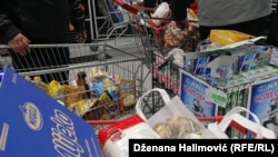 Marin Bago, iz Udruženja za zaštitu potrošača ''Futura'' iz Mostara, smatra da ograničenje marži nije imalo pozitivne efekta ni u prošloj godini pa neće ni sada (fotografija iz jednog od marketa u BiH)