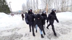 "Им надо, чтобы мы боялись и были в стойле" "Им надо, чтобы мы боялись и были в стойле"