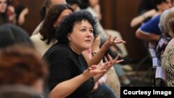 ქეთი დანელიას, ირაკლი ქერაშვილის ცოლის, რეაქცია სასამართლო სხდომაზე